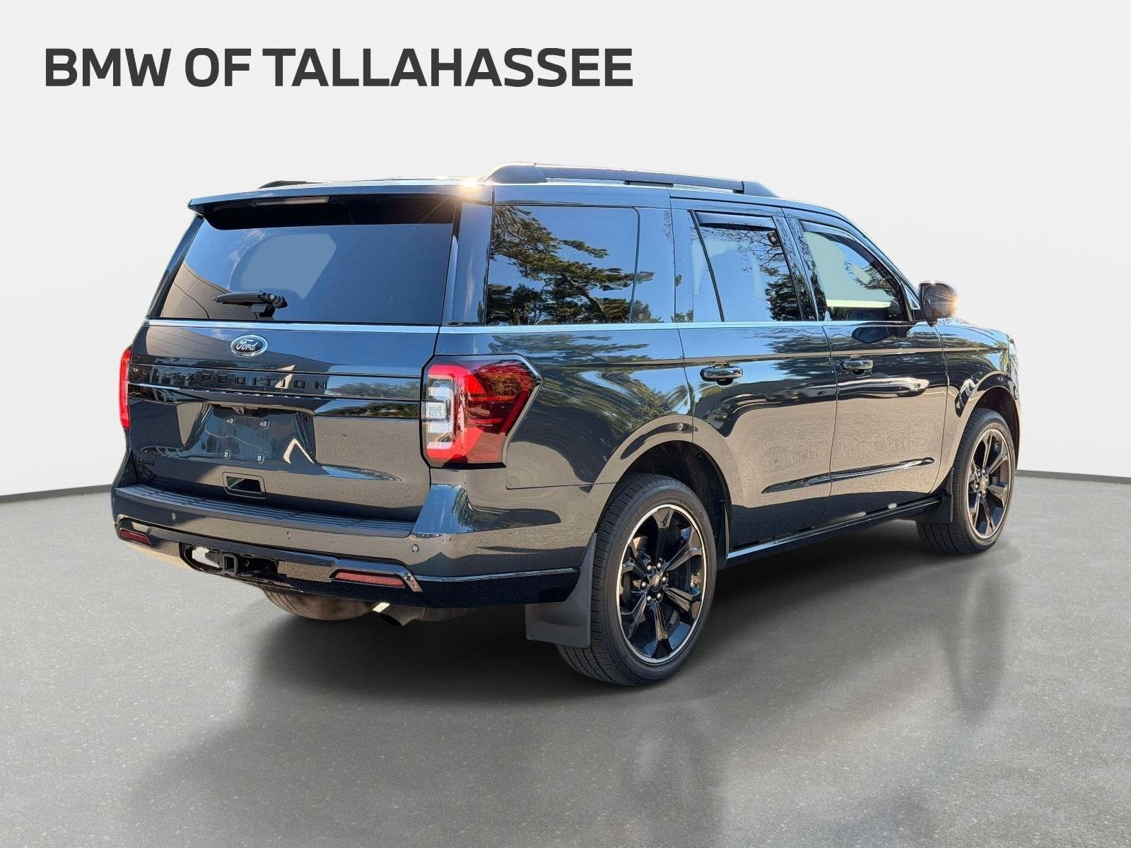 Used 2023 Ford Expedition Limited RWD image 6