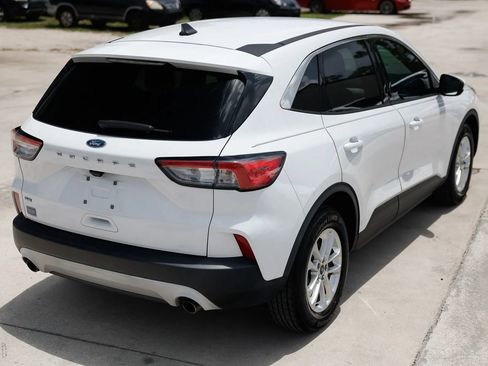 Used 2020 Ford Escape SE FWD image 7