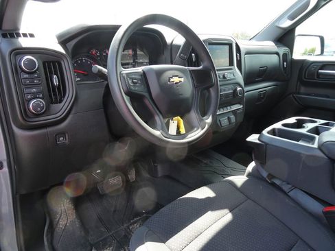 Certified 2022 Chevrolet Silverado 1500 Custom AWD/4WD image 21