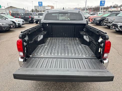 Used 2023 Toyota Tacoma SR5 image 7