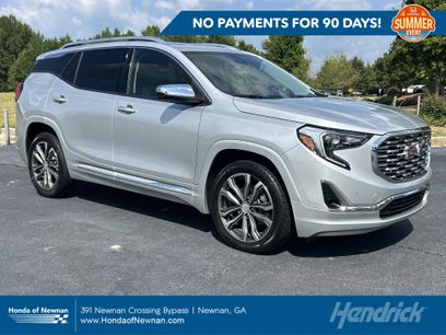 Used 2020 GMC Terrain Denali w/ LPO, Floor Liner Package