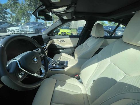 Used 2023 BMW 330i Sedan w/ Premium Package RWD image 8