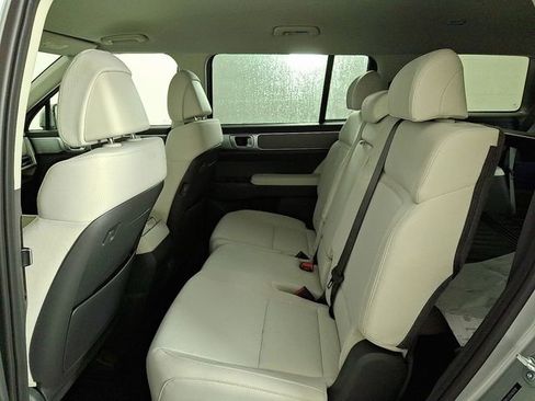 New 2026 Hyundai Santa Fe SE FWD image 8