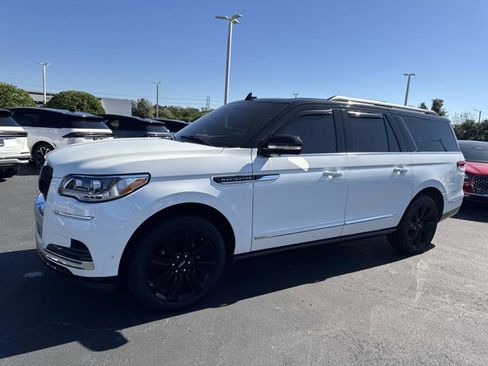 Used 2022 Lincoln Navigator L Black Label image 6