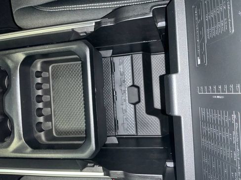 Certified 2025 RAM 1500 Big Horn AWD/4WD image 25