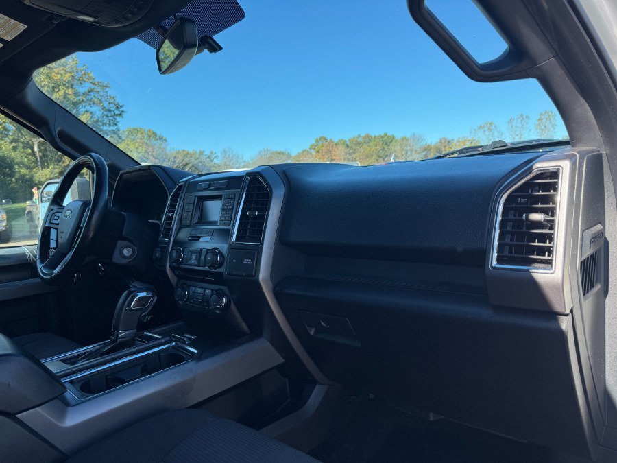 Used 2015 Ford F150 XLT w/ Equipment Group 301A Mid AWD/4WD image 19