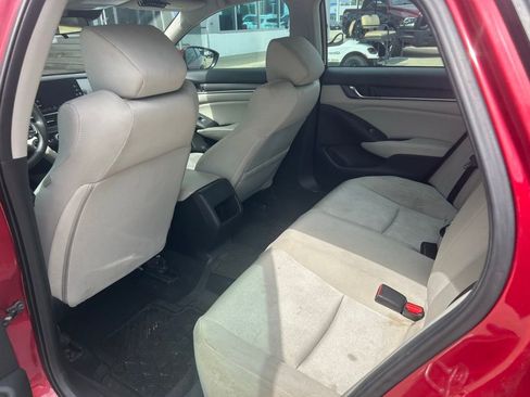 Used 2018 Honda Accord LX image 8