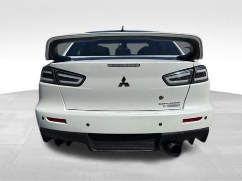 Used 2015 Mitsubishi Lancer Evolution Final Edition image 4