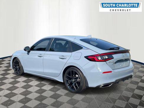 Used 2024 Honda Civic Sport Touring image 5