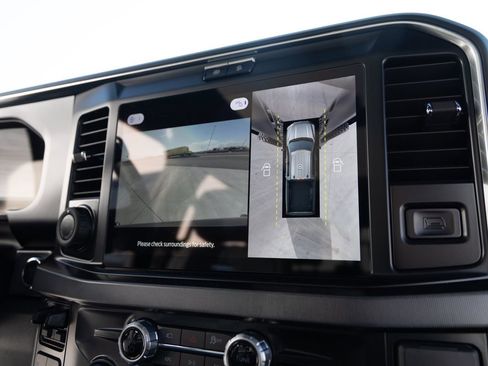 Used 2025 Ford F350 Platinum AWD/4WD image 45