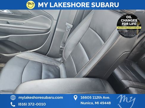 Used 2021 GMC Terrain SLT w/ Elevation Edition image 19