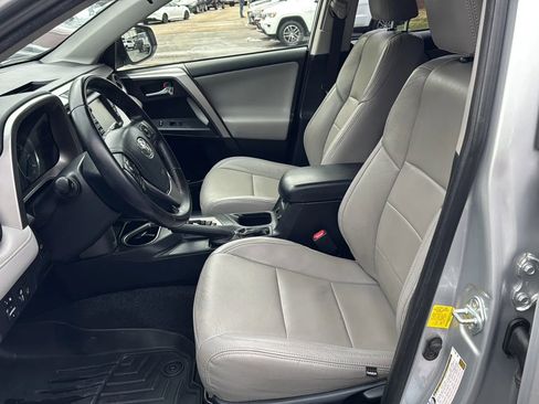 Used 2016 Toyota RAV4 XLE image 10