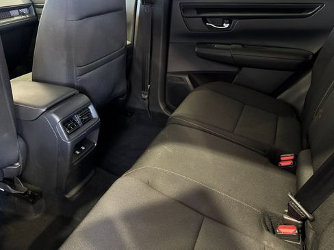 Used 2025 Honda CR-V Sport image 12