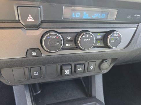 Used 2023 Toyota Tacoma TRD Sport image 20