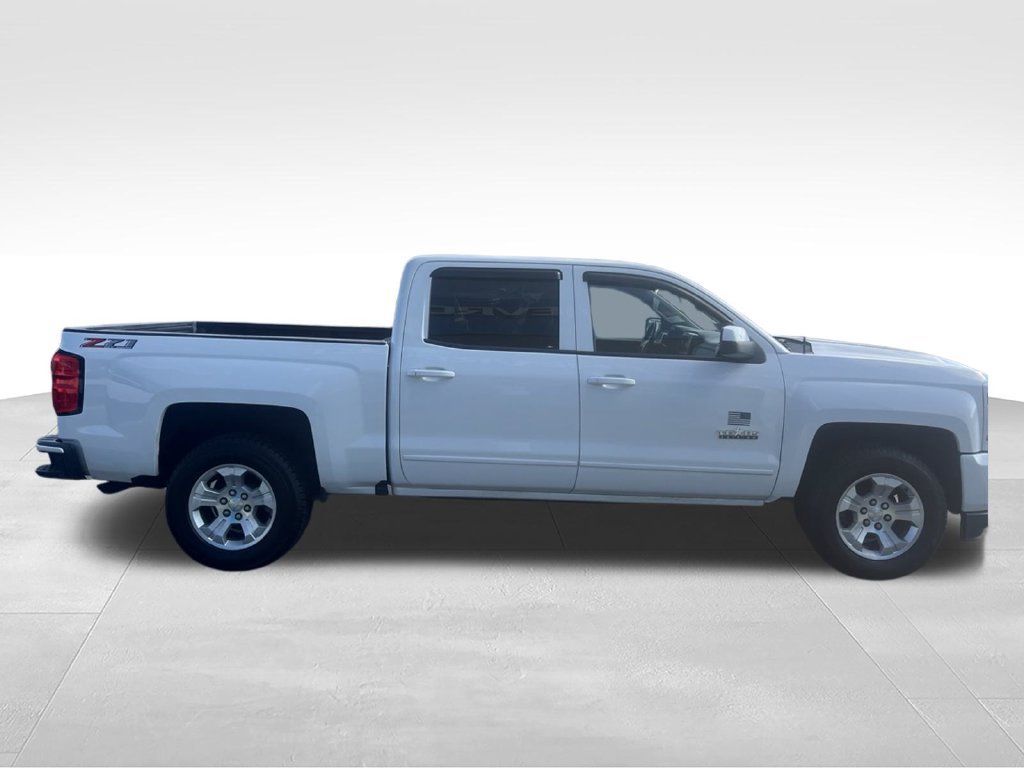 Used 2018 Chevrolet Silverado 1500 LT w/ Texas Edition AWD/4WD image 14