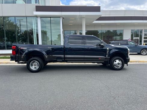 Used 2024 Ford F350 King Ranch w/ FX4 Off-Road Package AWD/4WD image 8