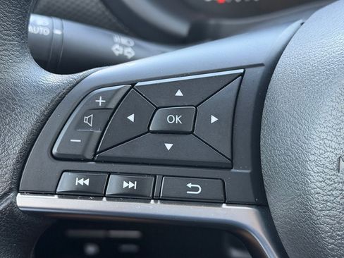 Certified 2024 Nissan Kicks SV FWD image 18