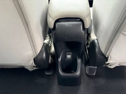 Used 2017 Honda HR-V EX image 28