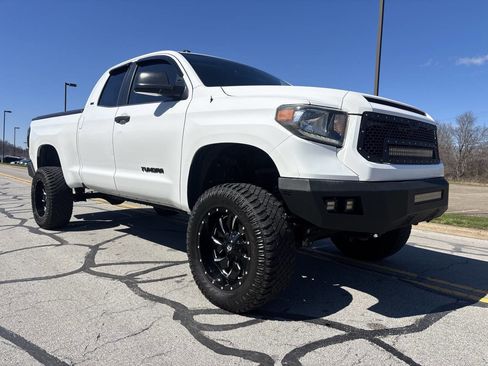 Used 2014 Toyota Tundra SR5 w/ SR5 Upgrade Package image 1