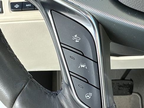 Used 2022 Cadillac XT5 Premium Luxury image 30