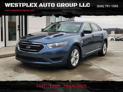 Used 2018 Ford Taurus SE FWD image 1