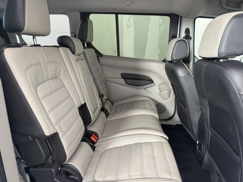 Used 2023 Ford Transit Connect Titanium FWD image 13