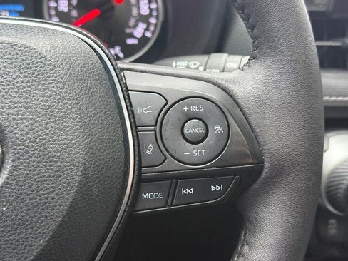 Used 2022 Toyota RAV4 XLE w/ Convenience Package image 21