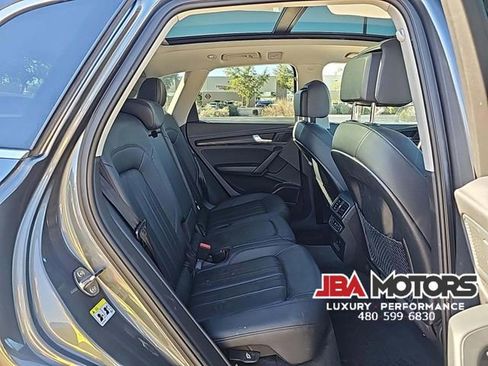 Used 2018 Audi Q5 2.0T Premium Plus w/ Premium Plus Package image 9