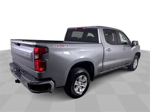 Used 2025 Chevrolet Silverado 1500 LT image 8