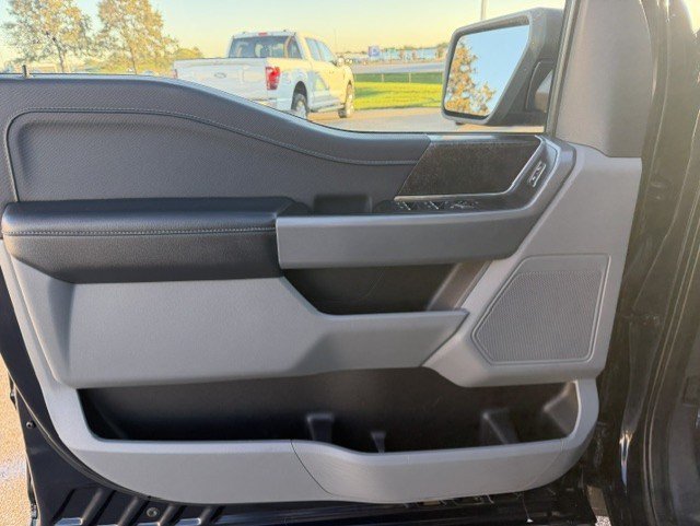 Used 2022 Ford F150 XLT w/ Equipment Group 302A High AWD/4WD image 11