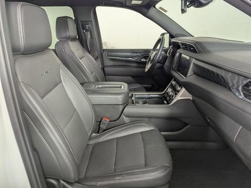 Used 2023 GMC Yukon XL Denali w/ Max Trailering Package image 22