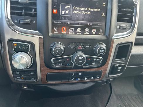 Used 2017 RAM 1500 Laramie AWD/4WD image 25