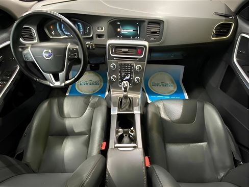 Used 2016 Volvo V60 T5 Premier AWD/4WD image 11