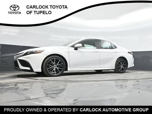 Used 2024 Toyota Camry SE FWD image 41