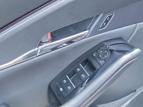 Used 2025 MAZDA CX-30 AWD 2.5 S w/ Preferred Package image 17