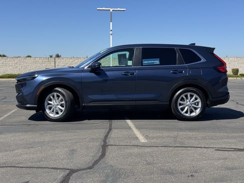 Used 2024 Honda CR-V EX-L image 4