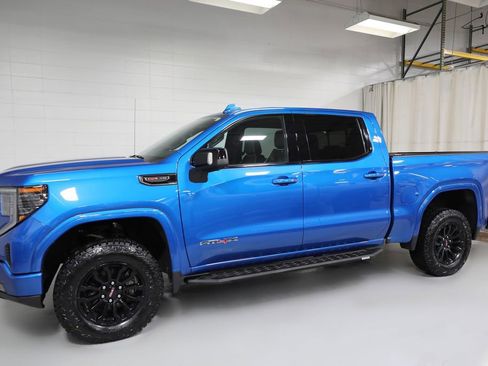 Used 2022 GMC Sierra 1500 AT4X AWD/4WD image 17
