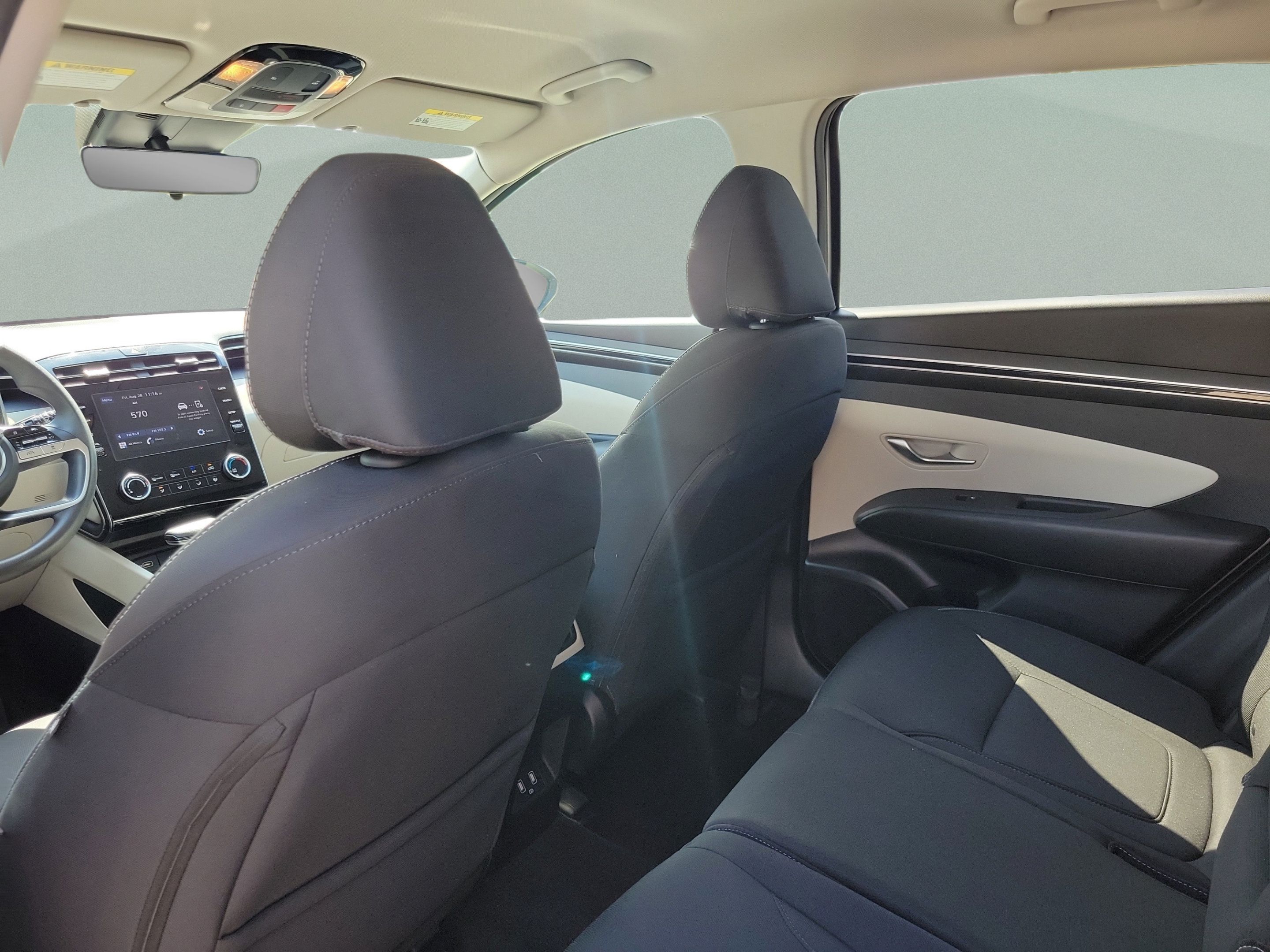 Used 2023 Hyundai Tucson SEL FWD image 7
