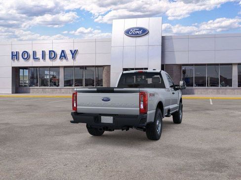 New 2024 Ford F350 XL w/ FX4 Off-Road Package AWD/4WD image 8