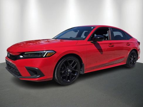 Used 2024 Honda Civic Sport image 3