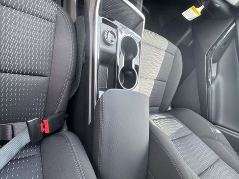 New 2026 Chevrolet Equinox LT w/ Safety and Technology Package FWD image 24