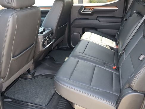 Used 2023 GMC Sierra 1500 Denali w/ Denali Reserve Package AWD/4WD image 6