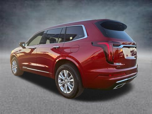 Certified 2024 Cadillac XT6 Luxury w/ LPO, Floor Liner Package AWD/4WD image 5