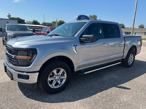 Used 2025 Ford F150 XLT w/ Equipment Group 301A Standard AWD/4WD image 1