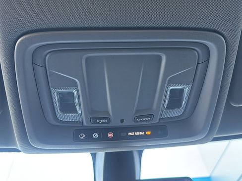 Used 2022 Chevrolet Silverado 1500 RST image 35