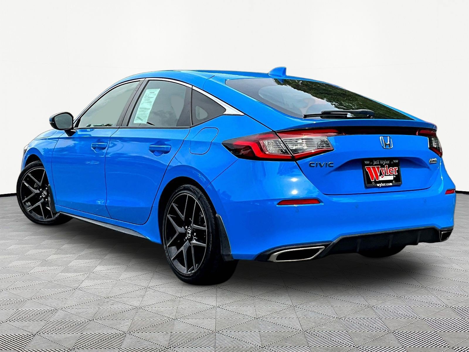 Certified 2024 Honda Civic Sport Touring image 4