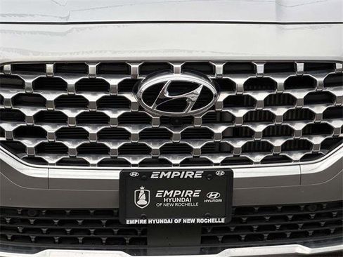 Certified 2022 Hyundai Santa Fe Limited image 9