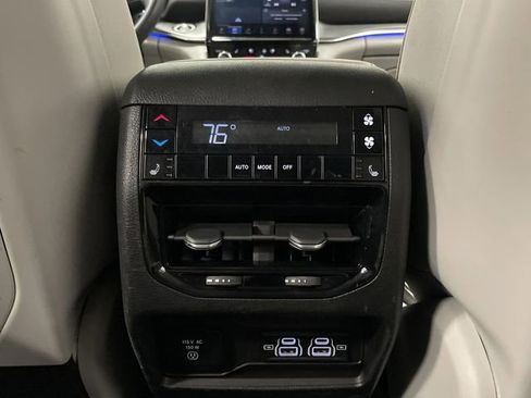 Used 2021 Jeep Grand Cherokee L Overland image 36