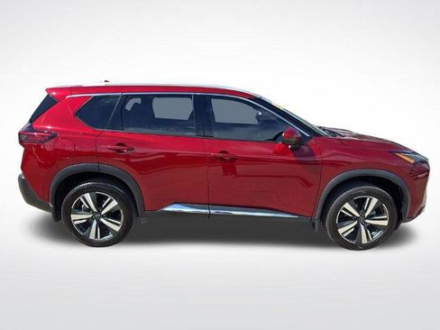 Certified 2023 Nissan Rogue SL w/ SL Premium Package FWD image 8