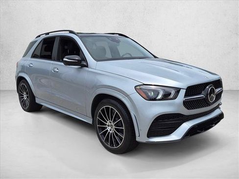 Used 2023 Mercedes-Benz GLE 450 4MATIC image 3